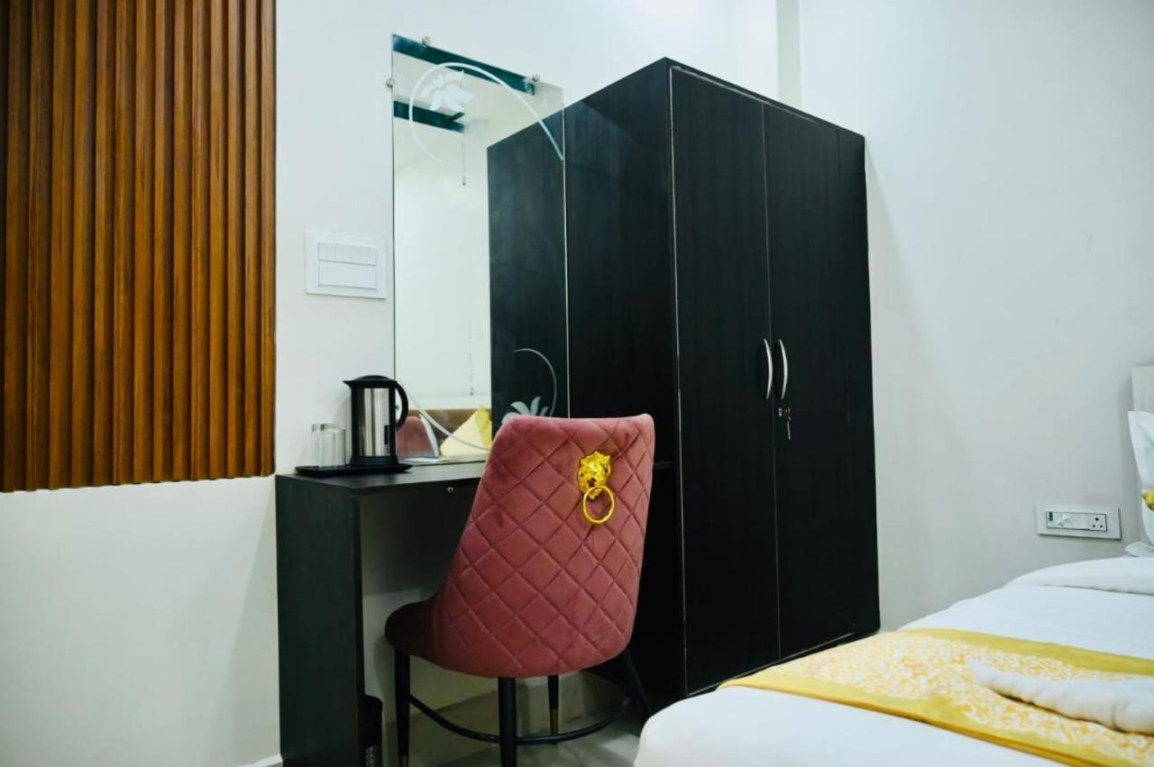 Aastha Hotel Varanasi