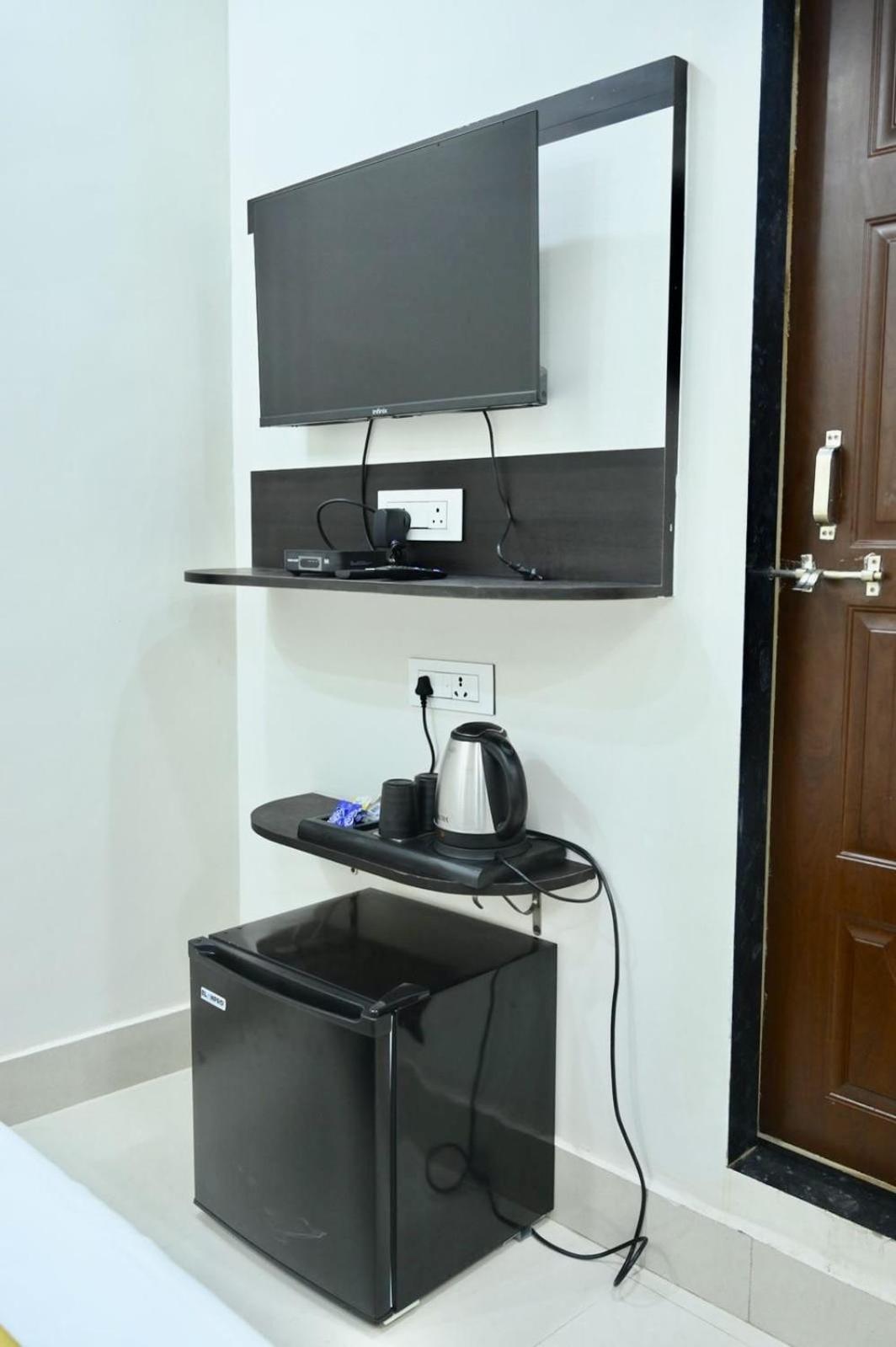 Aastha Hotel