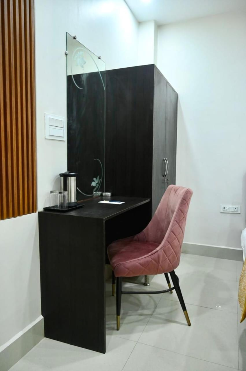 Aastha Hotel Varanasi